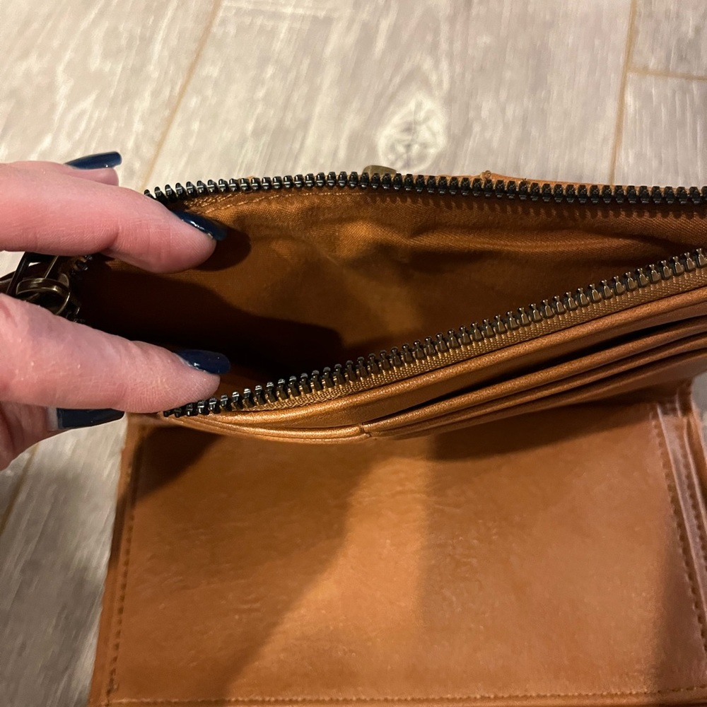 Maurice’s wristlet - Picture 3 of 6